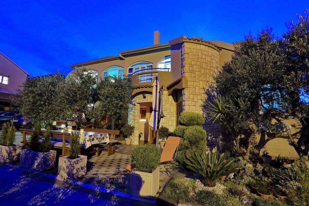 Apartments Melita Bibinje Oda fotoğraf