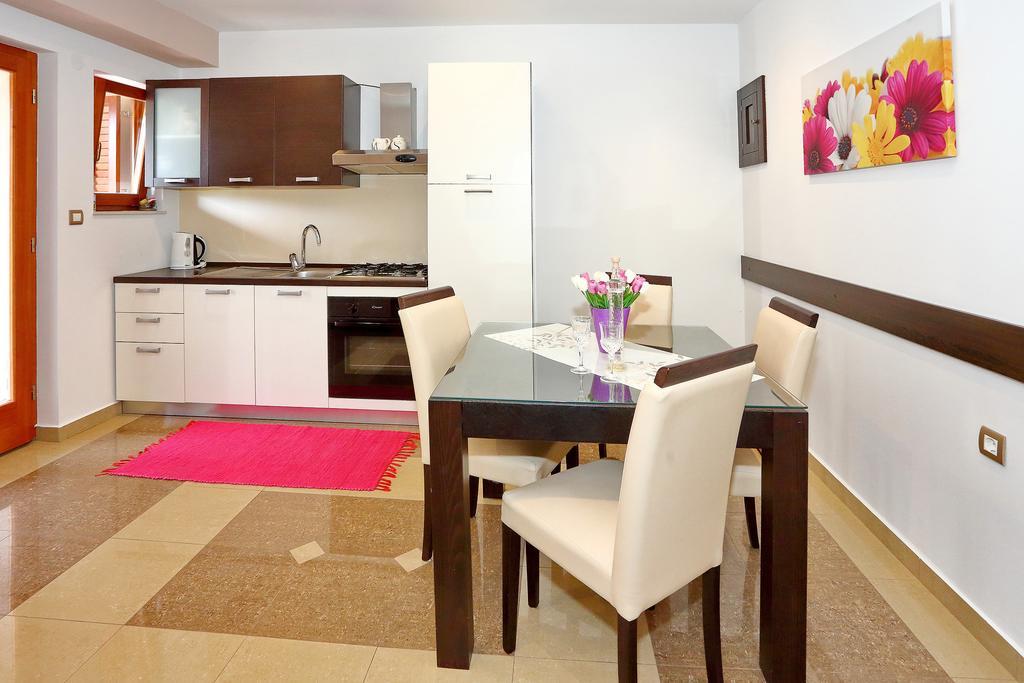 Apartments Melita Bibinje Oda fotoğraf