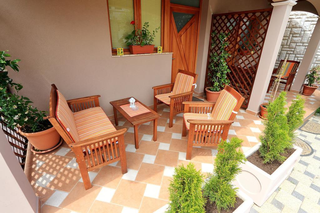 Apartments Melita Bibinje Oda fotoğraf