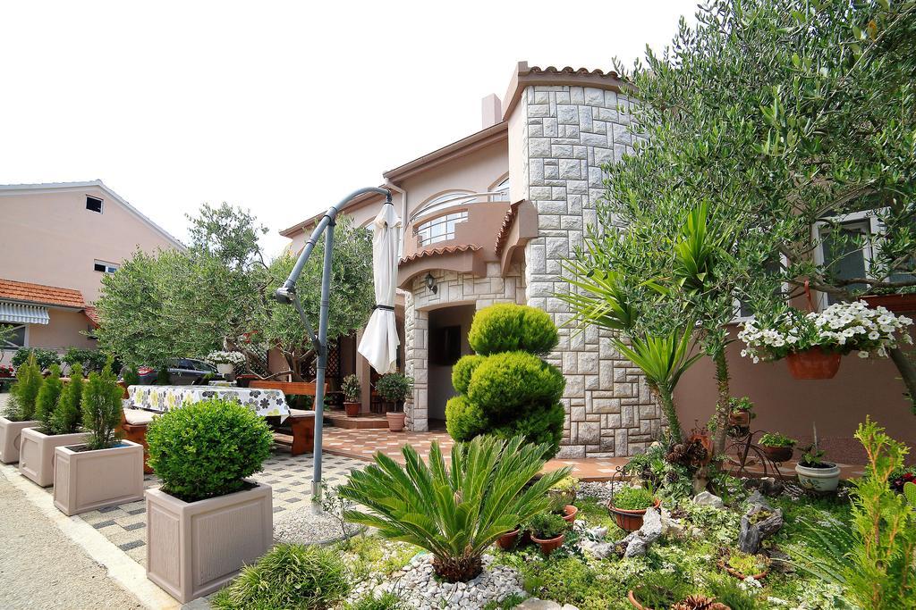 Apartments Melita Bibinje Oda fotoğraf